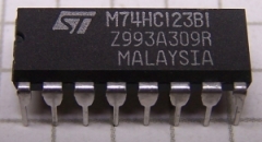 Schaltkreis M74HC123 neu