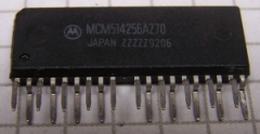 D-RAM MCM514256AZ70